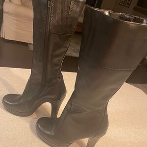 Steve Madden “Sycho” Black Heeled Boots with Knee-High Design